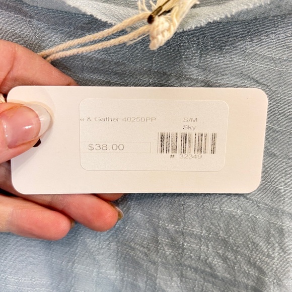 bundle 3 or more 
Grade & Gather Blue Asymmetrical Tunic with Relaxed Sleeves - Picture 4 of 5